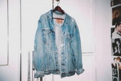 ​下雨天心情低落的说说 下雨天朋友圈说说配图