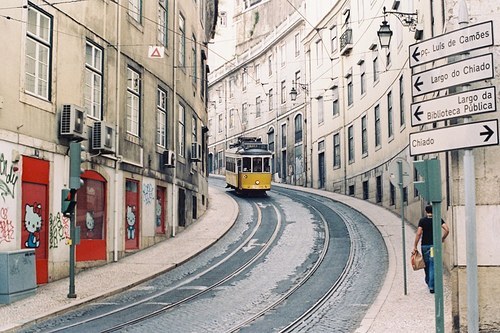 关爱与奉献的谚语64句