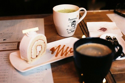 描写女人的诗词