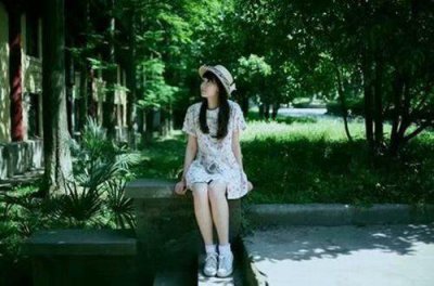 ​略带忧伤的句子100句