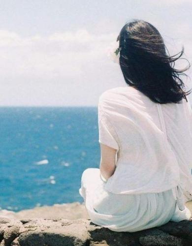 简短的形容友情的句子摘录45条