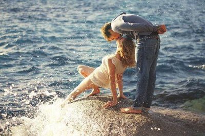 ​采春茶的句子发朋友圈（春茶发朋友圈的句子）