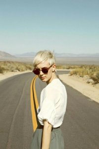 ​励志语录早安心语全集：然后那个还不知道在哪里的人…