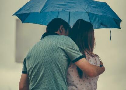 致我最在乎的人一段话 真心爱一个人经典语录