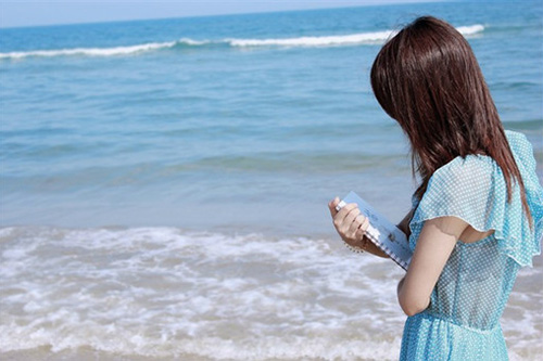 又见母校的感慨句子 重回母校的心情说说收录(15句)