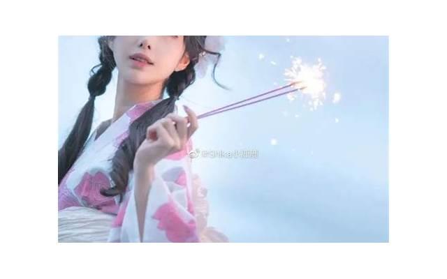 描写浪漫爱情句子短句(写浪漫爱情的文艺话)