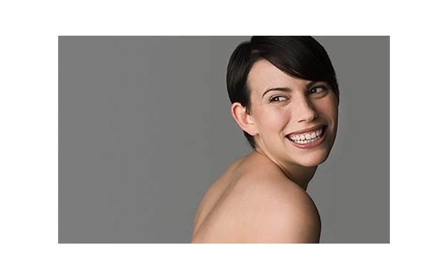 发对象视频朋友圈文案 秀女朋友视频的文案简短