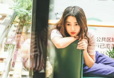 ​和姐妹们拍照片发朋友圈的说说